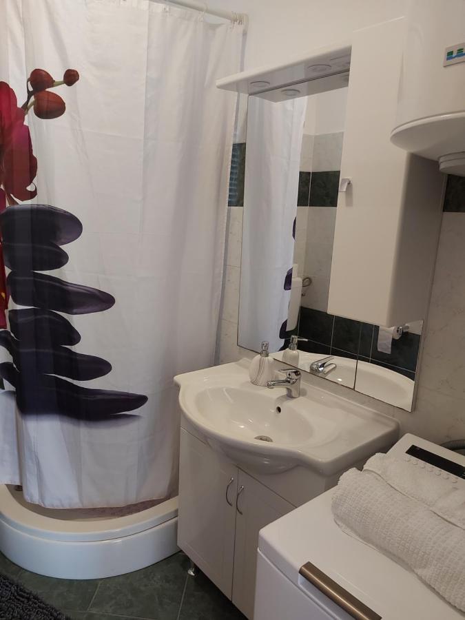 Apartment Valeria โลปาร์ ภายนอก รูปภาพ